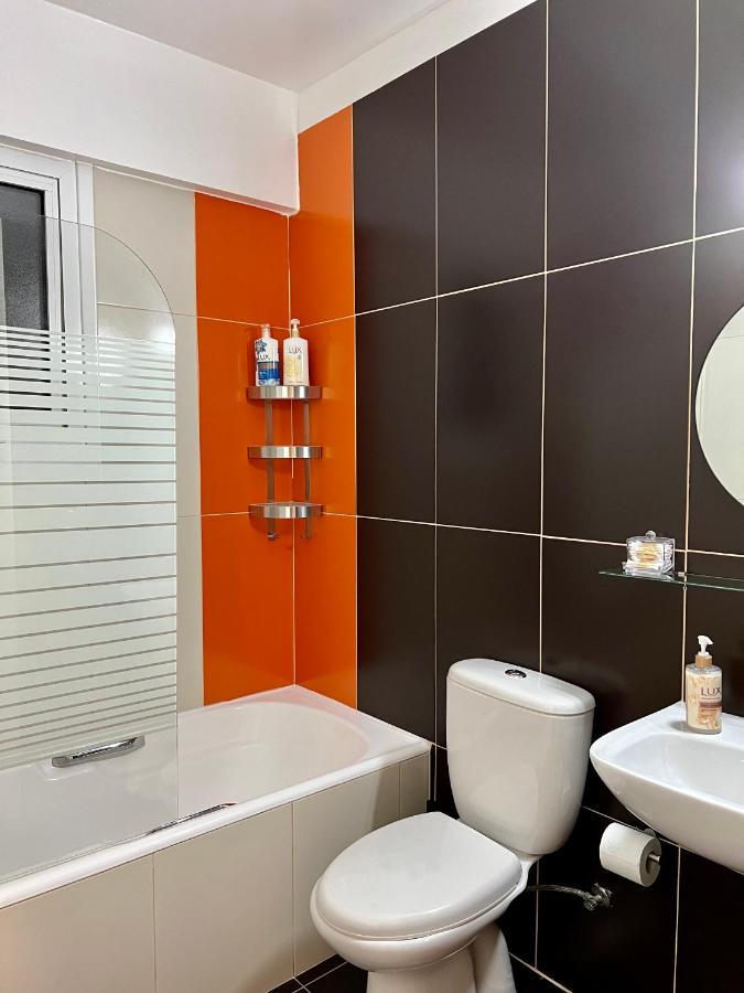 Fat Cow Apartments Larnaca Ngoại thất bức ảnh