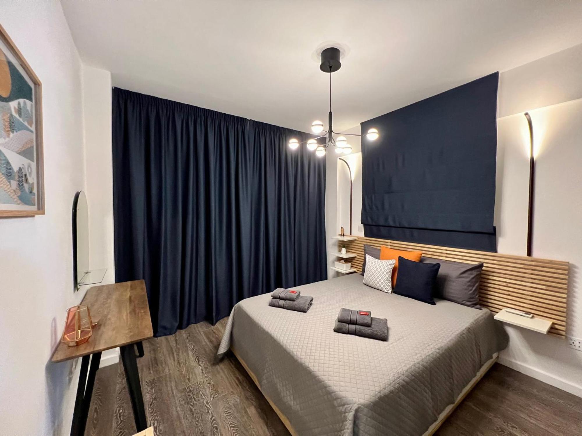 Fat Cow Apartments Larnaca Ngoại thất bức ảnh